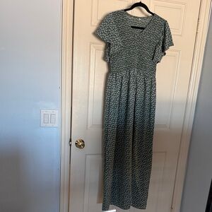 Elegant Green Patterned Dress
